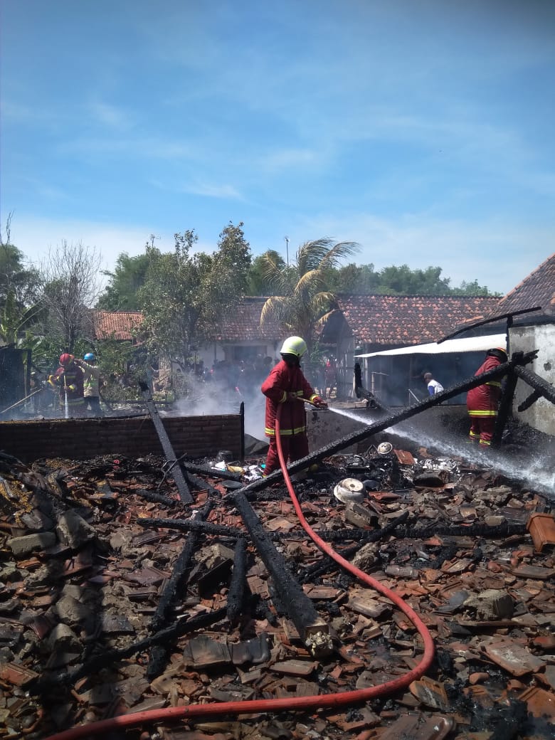 Telat Lapor Damkar Kerugian Capai Rp.335.550.000