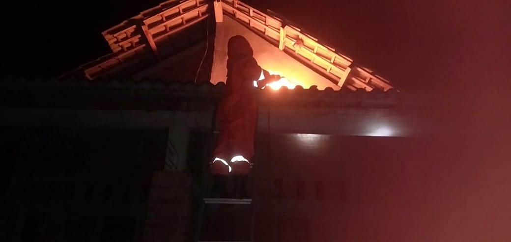 Penanganan Aduan Sarang Tawon Ndas Ds.Bangilan RT 01 RW 01 Kec. Kapas Kab. Bojonegoro