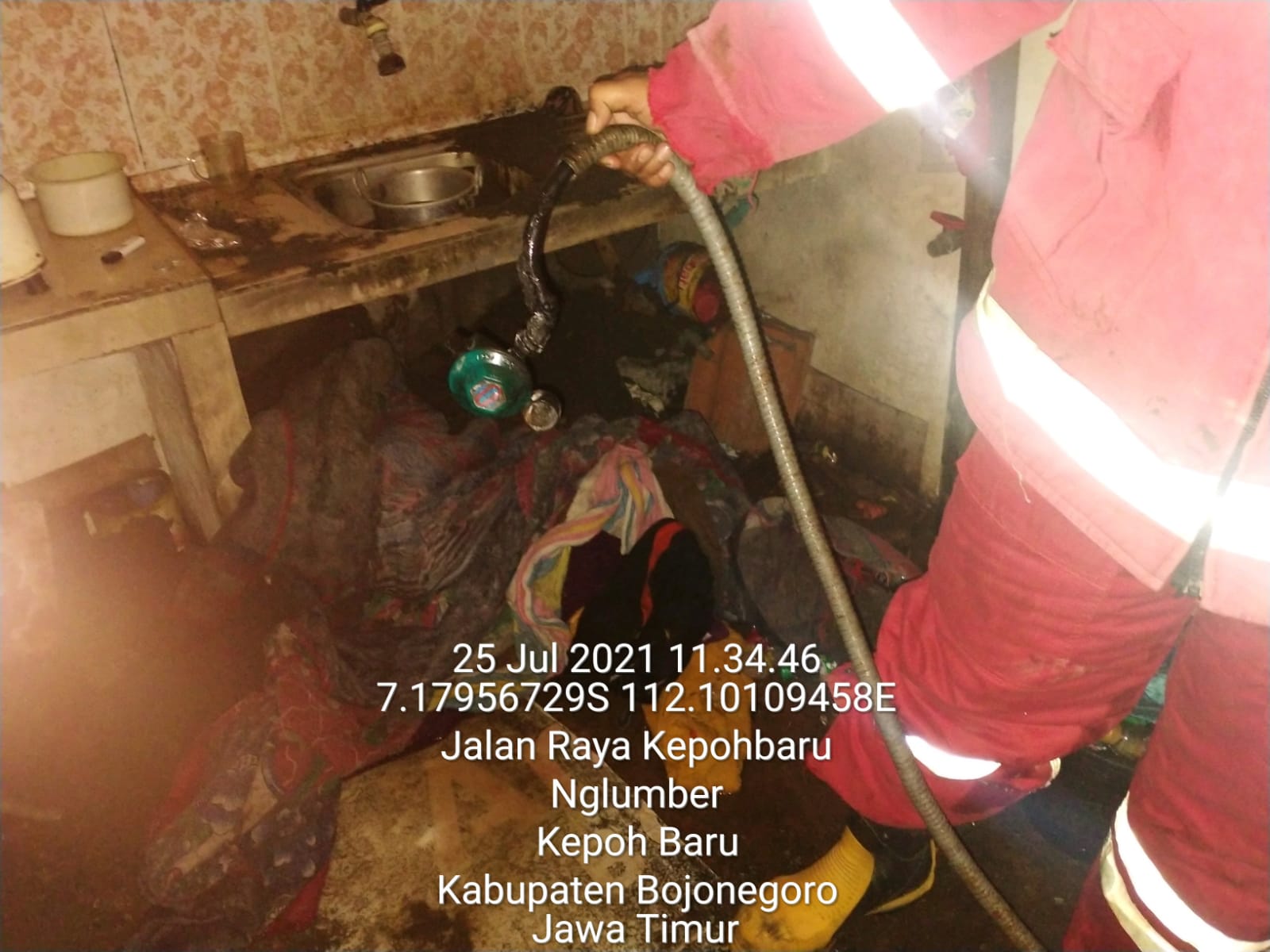Kebakaran Tabung LPG di Ds.Nglumber Rt.10 Rw.04 Kec.Kepohbaru