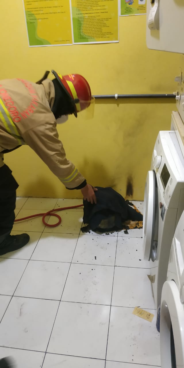 Kebakaran Tabung LPG Pengering Cucian di Jl.Dr. Soetomo