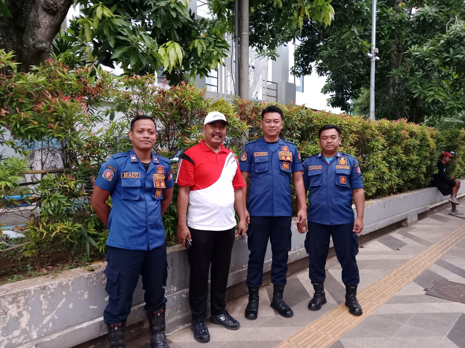 Damkar Bojonegoro Laksanakan Pengamanan Kegiatan Hari Palang Merah Sedunia