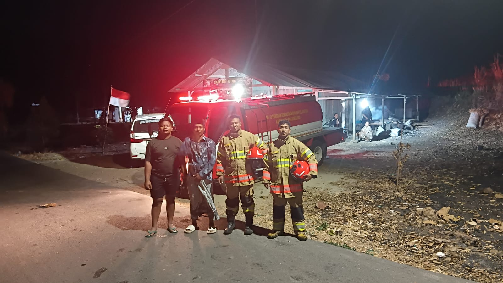 Kebakaran Lahan Dekat Permukiman di Desa Sekar Berhasil Dipadamkan